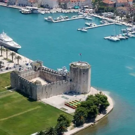 Mara Trogir